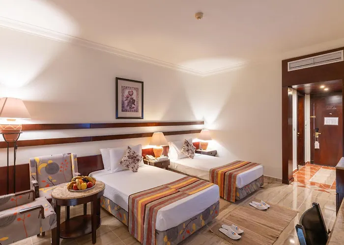Malikia Abu Dabbab Resort 5*