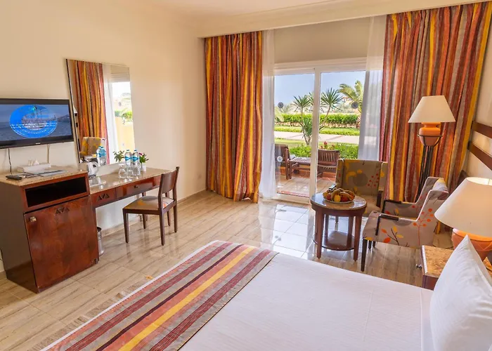 Malikia Abu Dabbab Resort 5*
