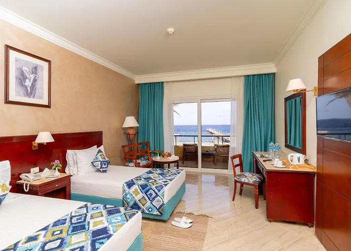 Resort Malikia Abu Dabbab 5*
