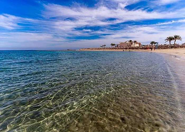 Resort Malikia Abu Dabbab 5*
